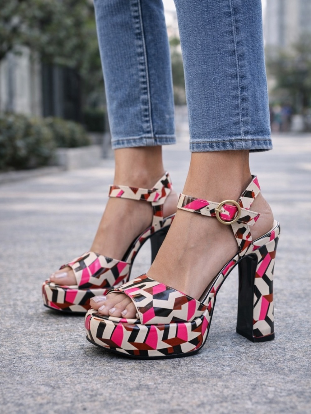 Express x Brian Atwood Platform Heels – NWT - Geometric Print - Size 7